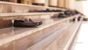 پارلیمنٹ ہاؤس کی مسجد سے جوتے چوری، تحقیقات جاری!